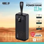 GEEOO P900 22.5W Fast Charging Power Bank 30000mAh Built-in Type-C & Lightning Digital Display